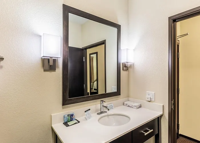 Sleep & Worth - Fossil Creek Hotel 4*