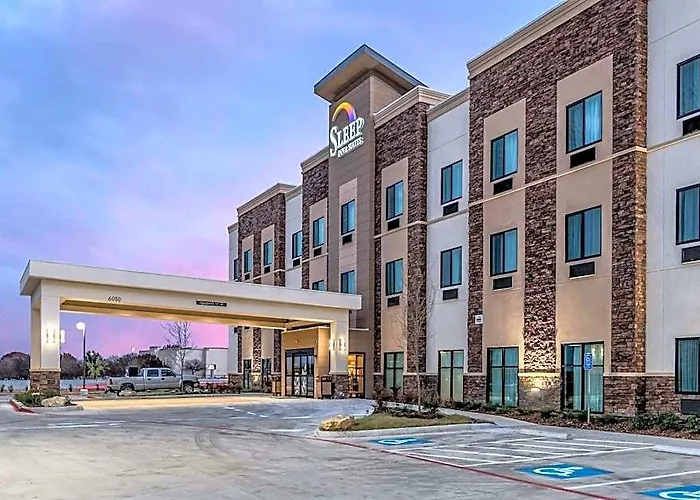 Sleep & Worth - Fossil Creek Hotel 4*